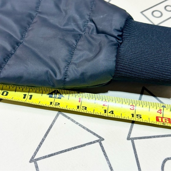 The North Face Boys' Black Jacket - Picture 8 of 10